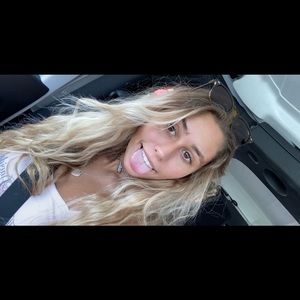 Meet your Posher, Annika